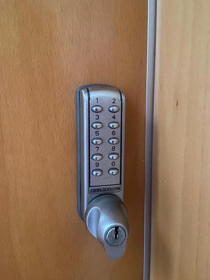 Apartamentos 16:9 Suites المرية المظهر الخارجي الصورة